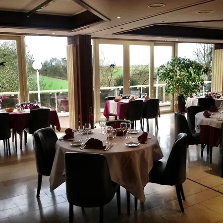 ホテル Restaurant Lamy トロワヴィエルジュ