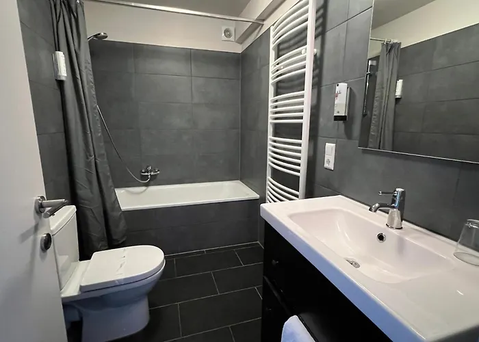 Restaurant Lamy فندق 3*