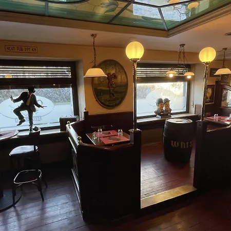 酒店 Restaurant Lamy 特鲁瓦维耶日