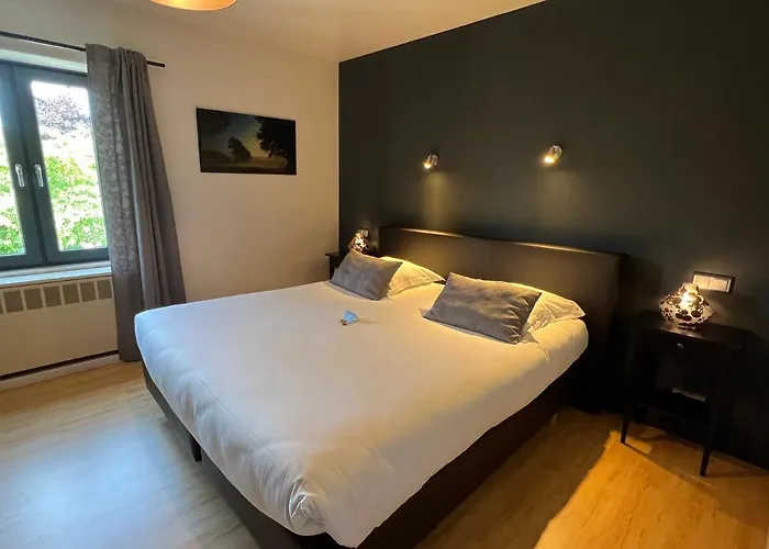 Hotel Restaurant Lamy 3*